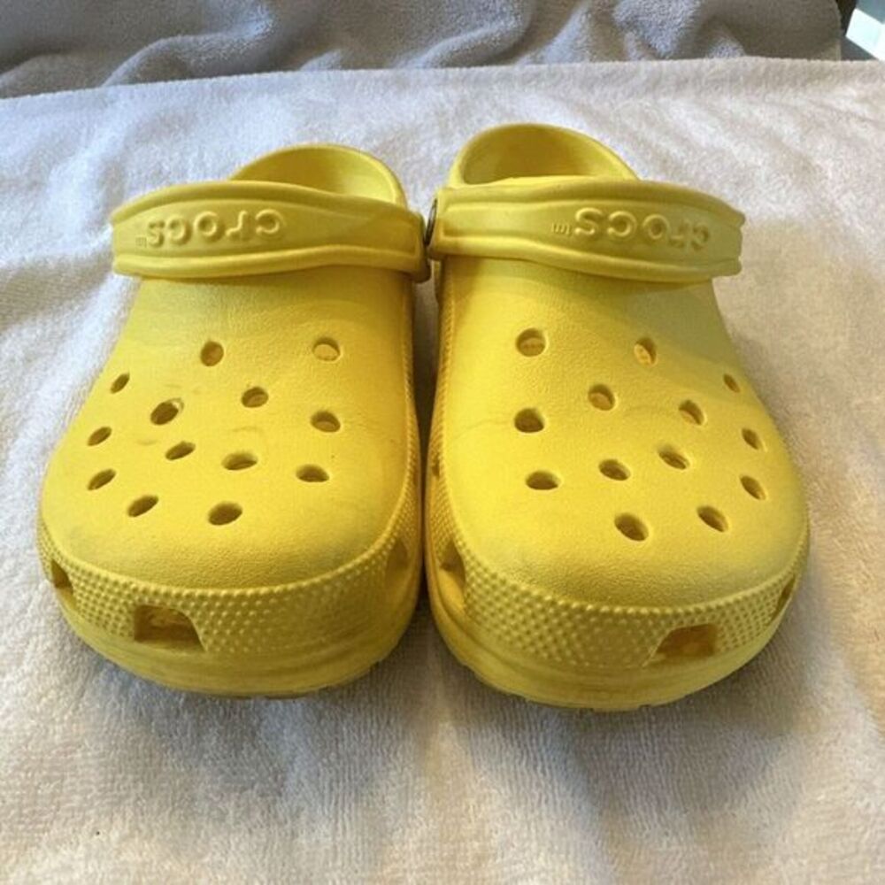 Crocs Unisex Adult Yellow Classic Original Clog Slip On Womens Size 69Men Size 7